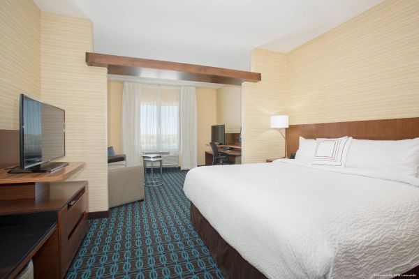 Fairfield Inn & Suites Burlington Fairfield Inn & Suites Burlington